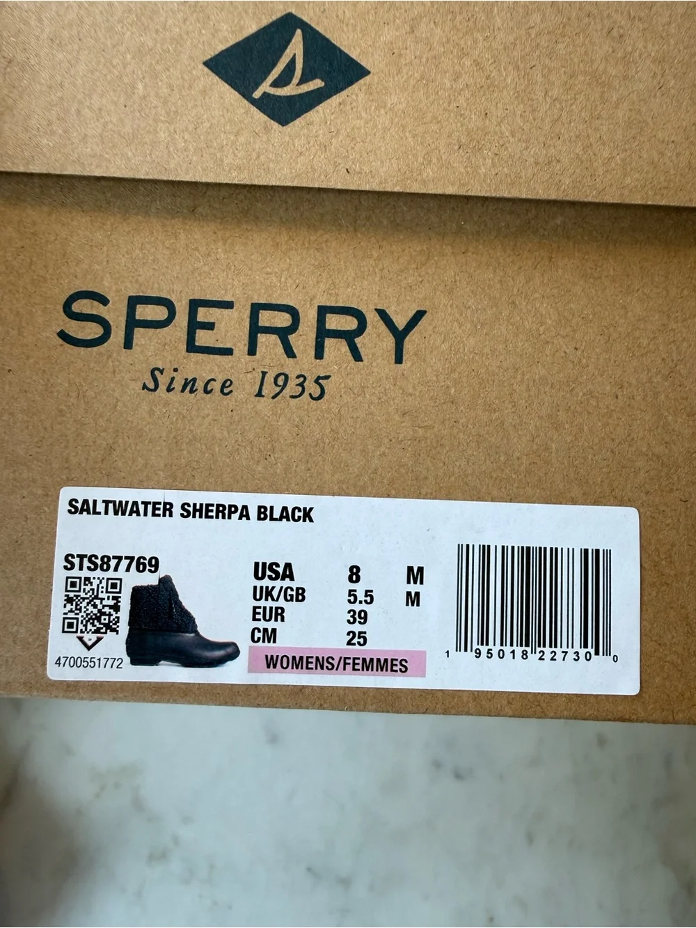 Sperry cozy sherpa